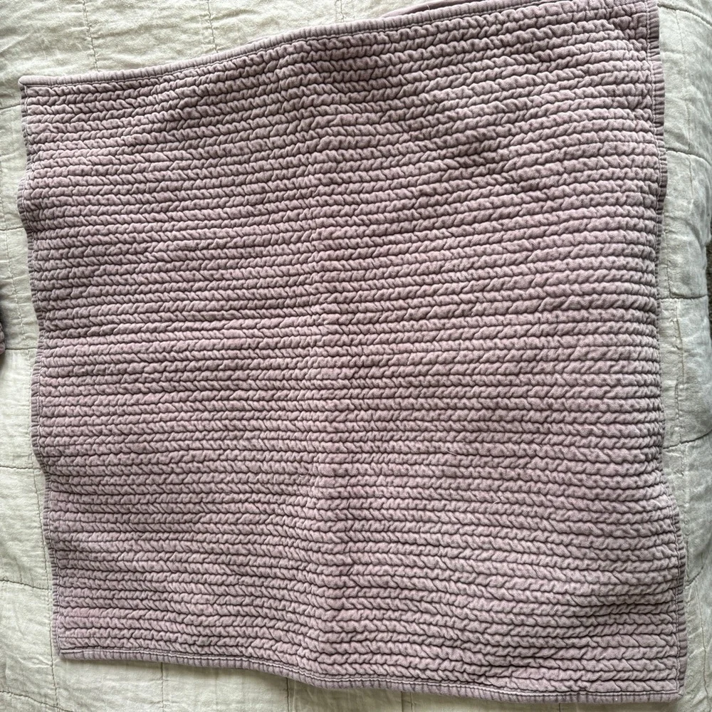 Pottery Barn Smocked Cotton Euro Sham 26x26 Dusty Rose Mauve Quilted